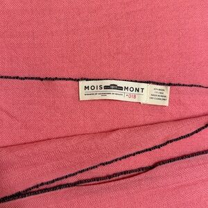 Moismont Lightweight Wool and Silk scarf in Pink